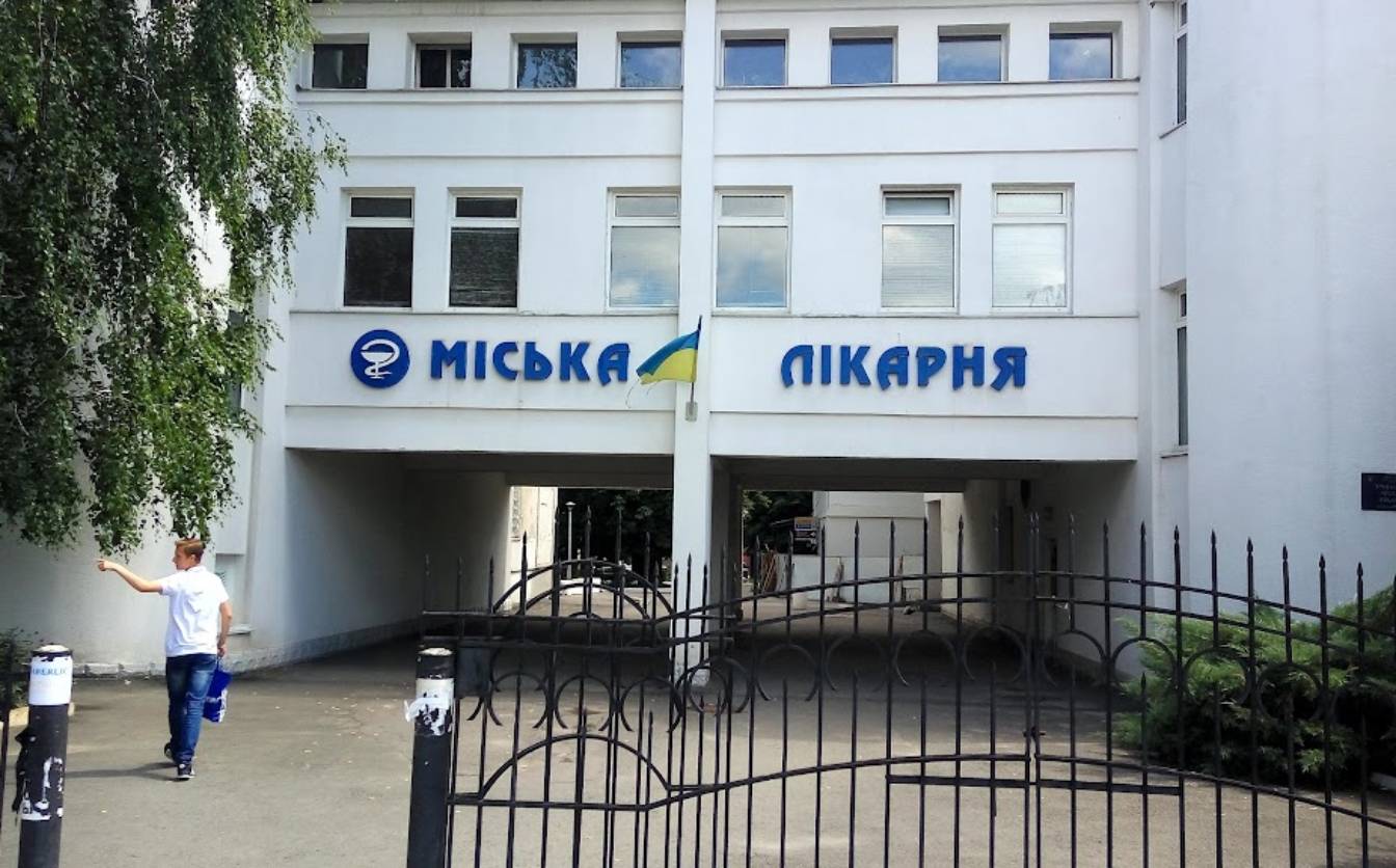 З Уманської лікарні евакуйовано через задимлення понад 100 осіб (ВІДЕО)