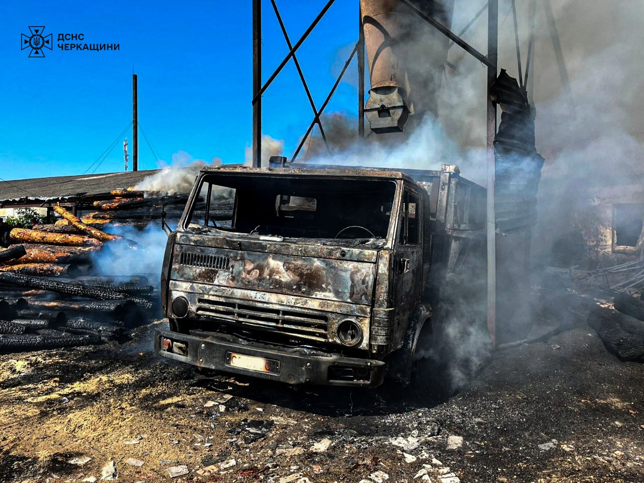 Займання двох автомобілів сталися на Черкащині (ФОТО)