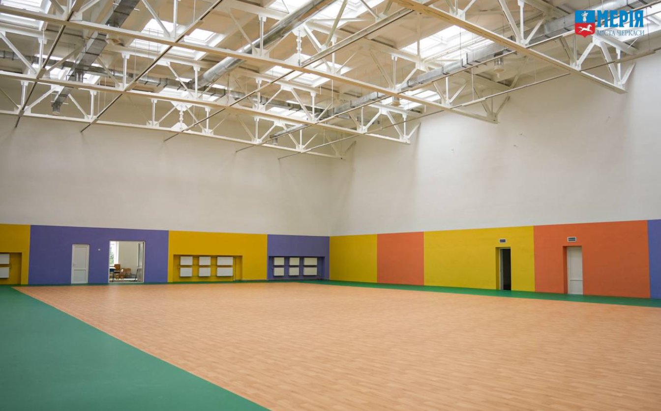 В одній зі шкіл Черкас завершують капітальний ремонт спортивної зали