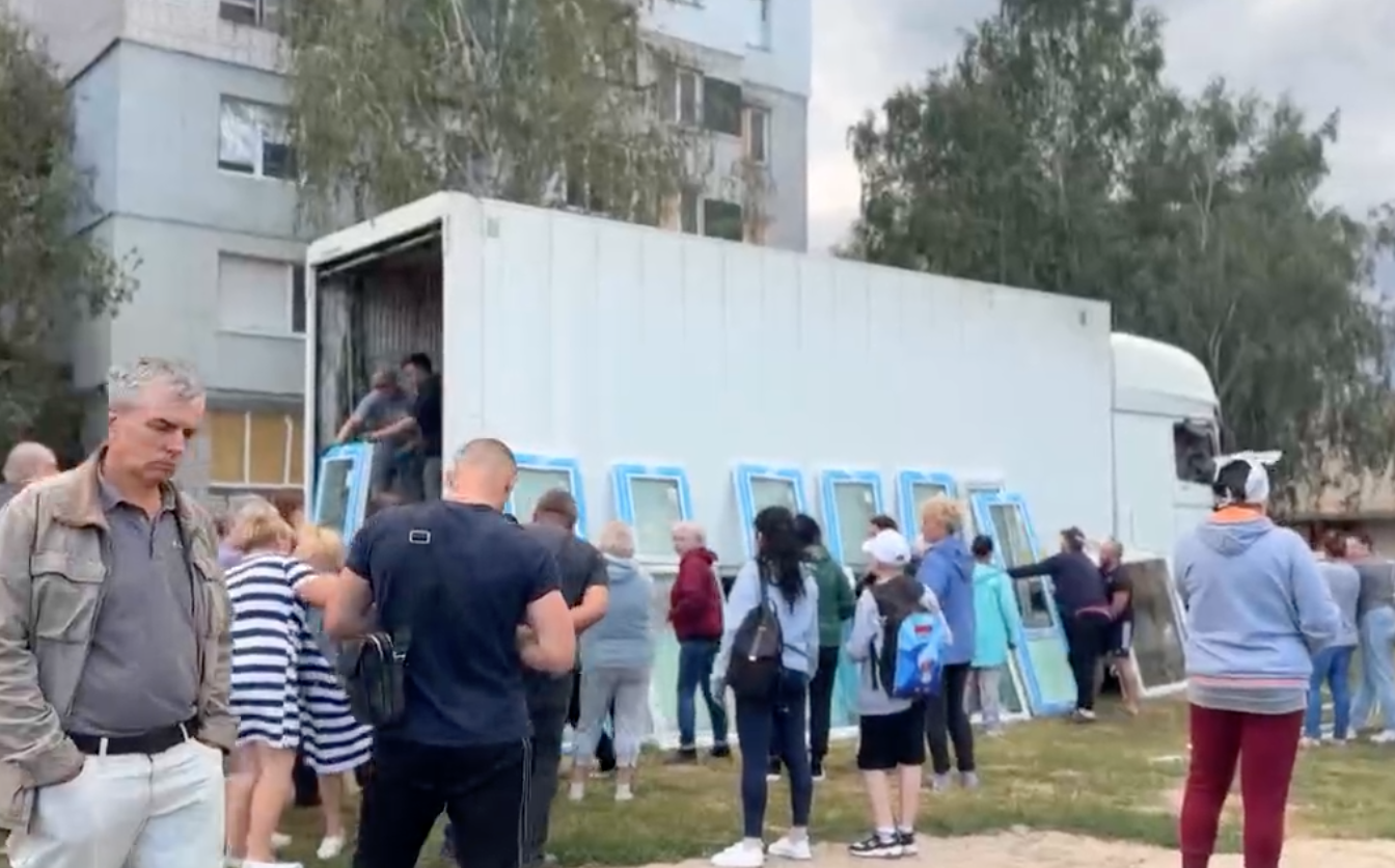 У Смілі відновлюють будинки, пошкоджені під час ракетної атаки