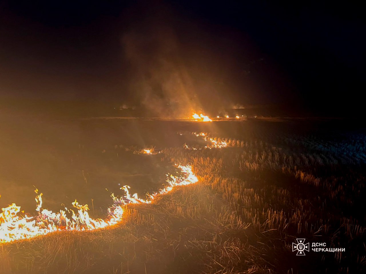 11 випадків загоряння сухої рослинності сталися вчора на Черкащині