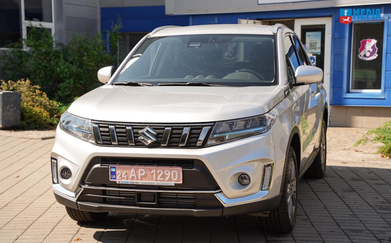 Черкаси отримали автомобіль, на якому зможуть навчатися ветерани з інвалідністю