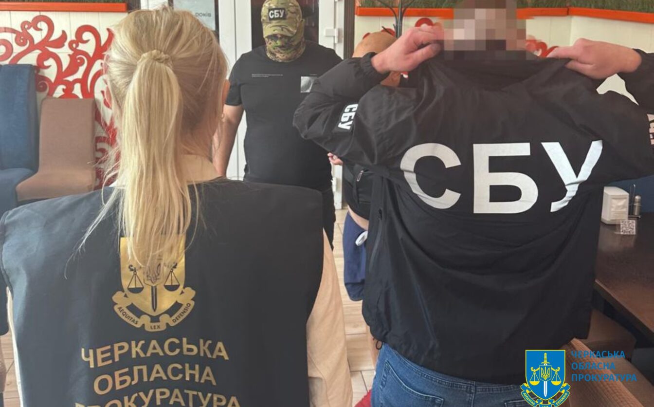 Черкащанин обіцяв групу інвалідності за 5 500 доларів США, його затримали (ФОТО)