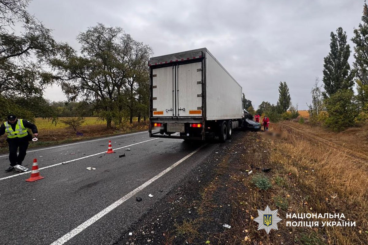 Унаслідок ДТП на Черкащині загинули двоє людей (ФОТО)