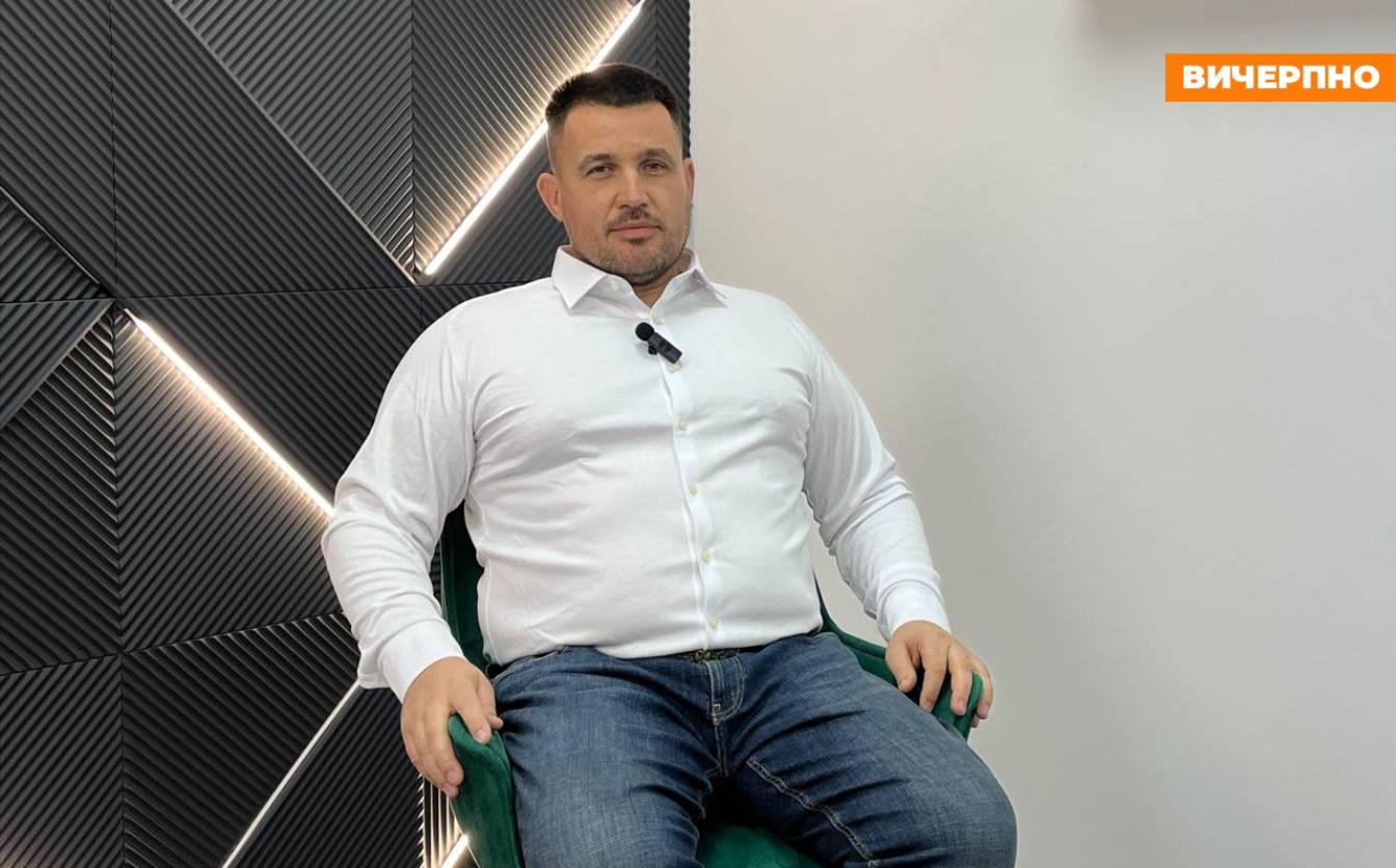 “Потрібно витрачати кошти не на брендові речі, а на гарні справи”: Руслан Хомідов про реалізацію соціальних проєктів (ВІДЕО)