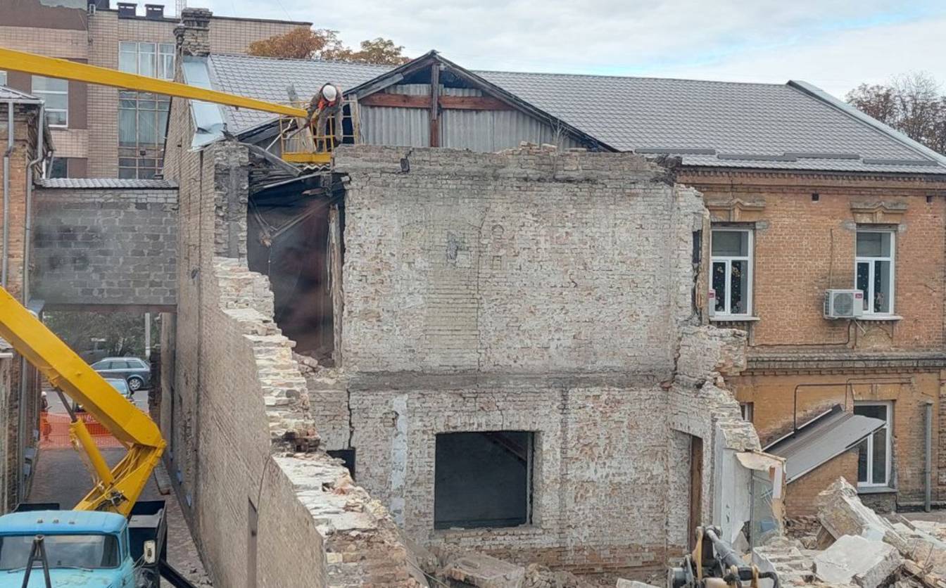 У Черкасах розпочали реставрацію історичної частини музичної школи (ВІДЕО)