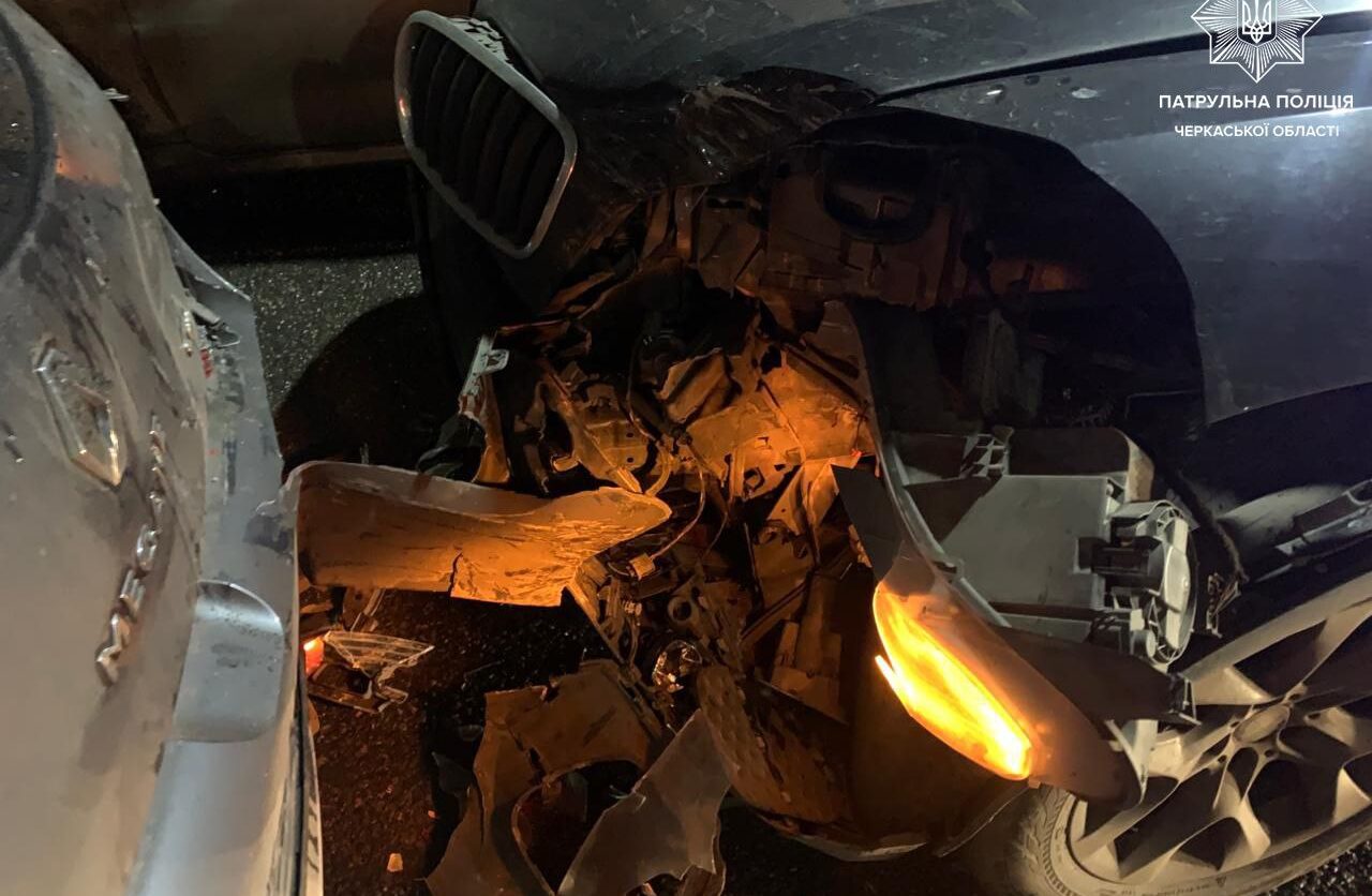 Водійка “BMW” спричинила ДТП у Черкасах