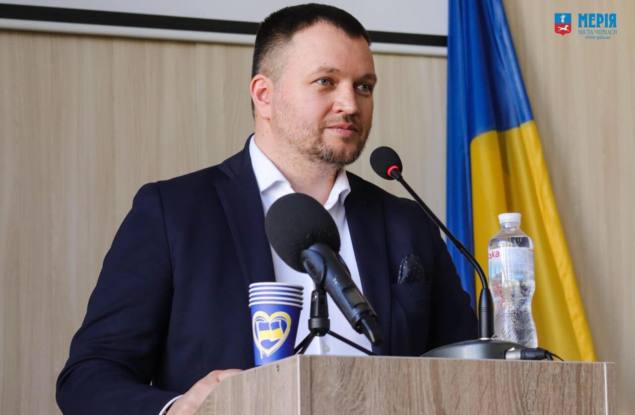 Перший заступник міського голови Черкас написав заяву на звільнення