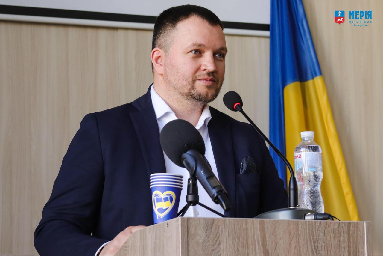 Перший заступник міського голови Черкас написав заяву на звільнення