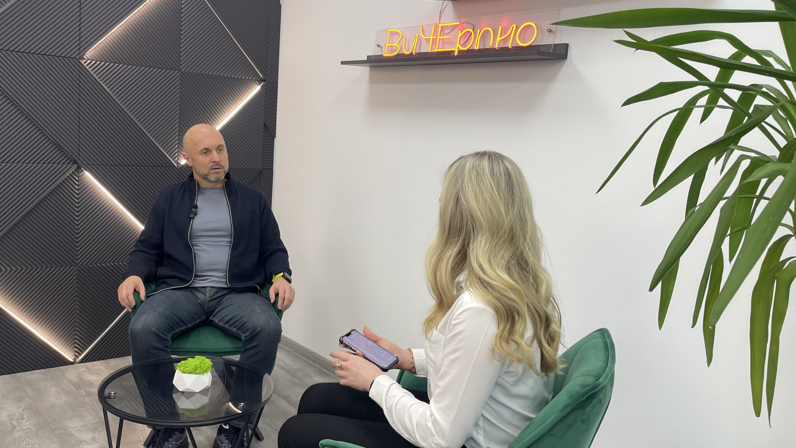 “Конкуренція породжує боротьбу за якість”, — засновник черкаських стоматологічних клінік Володимир Ахрамчук (ФОТО, ВІДЕО)