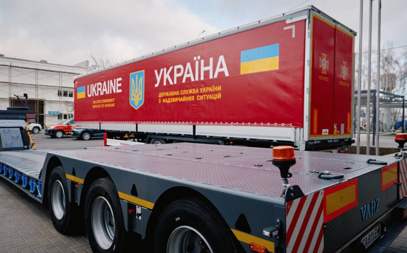 Черкаським надзвичайникам передали новітнє обладнання (ФОТО)