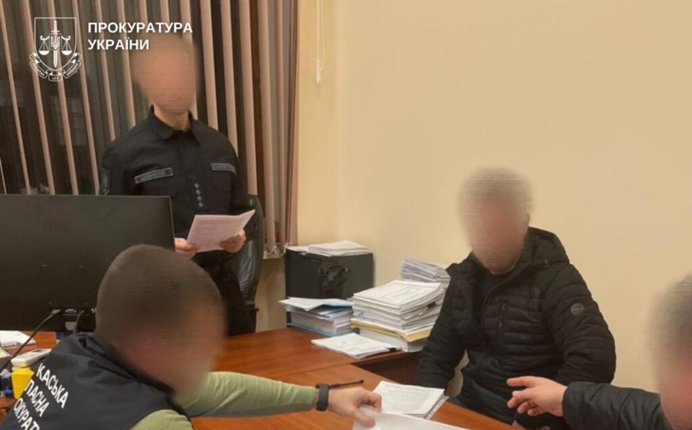 Керівник ДКВС на Черкащині отримав підозру за розтрату грошей та підроблення документів
