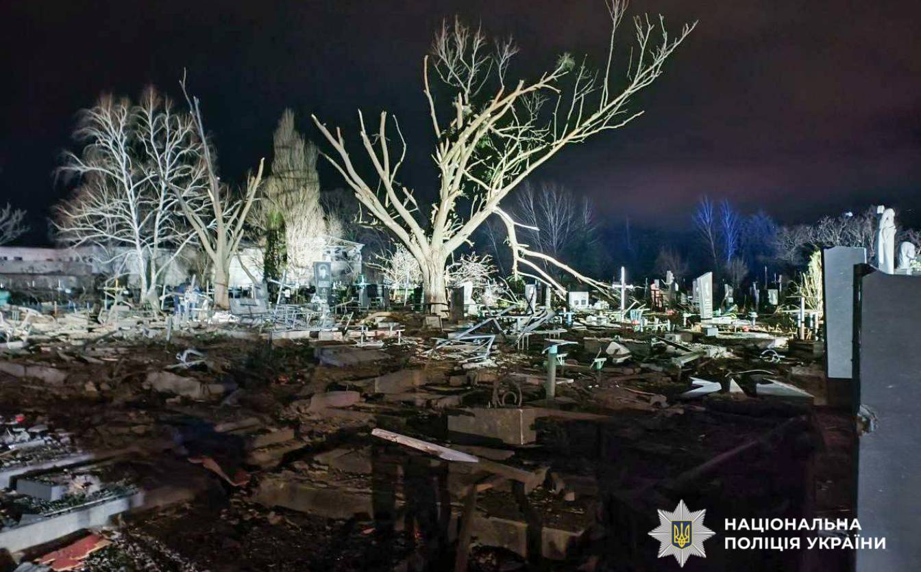 Унаслідок атаки рф по Черкасах пошкоджені два заклади освіти, гуртожиток та будинки (ВІДЕО)