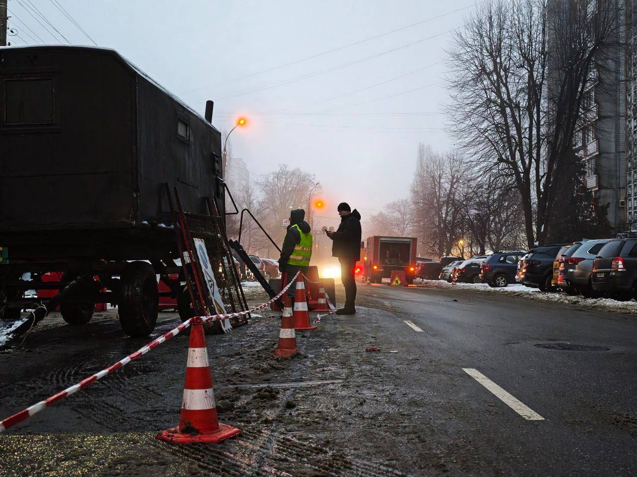 Рух транспорту однією з вулиць Черкас перекрито на місяць
