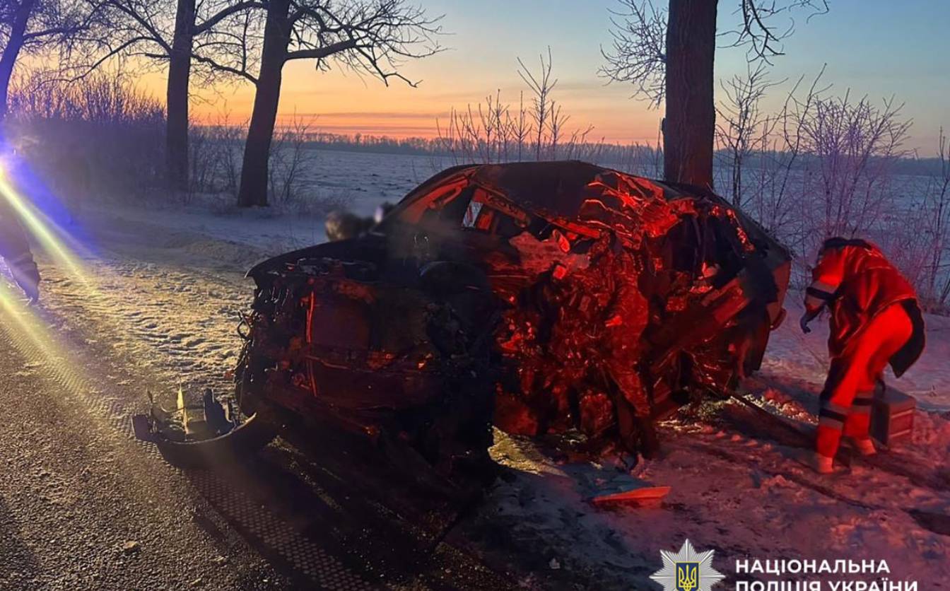 Унаслідок ДТП на Черкащині одна людина загинула, ще двох — госпіталізували