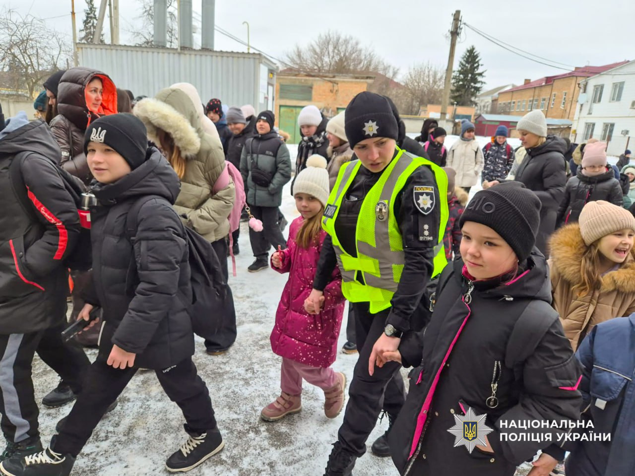 У разі небезпеки — діяти правильно: у школах області провели тренування з евакуації