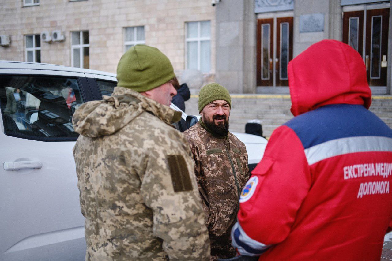 Працівники “екстренки” Черкащини придбали чотири автівки для оборонців України