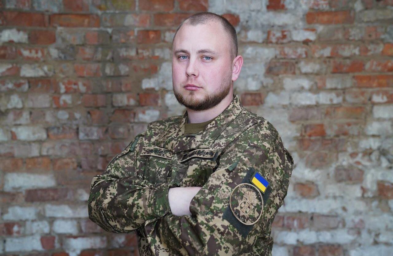 Боронить Батьківщину понад 10 років: захиснику зі Сміли надано звання Героя України