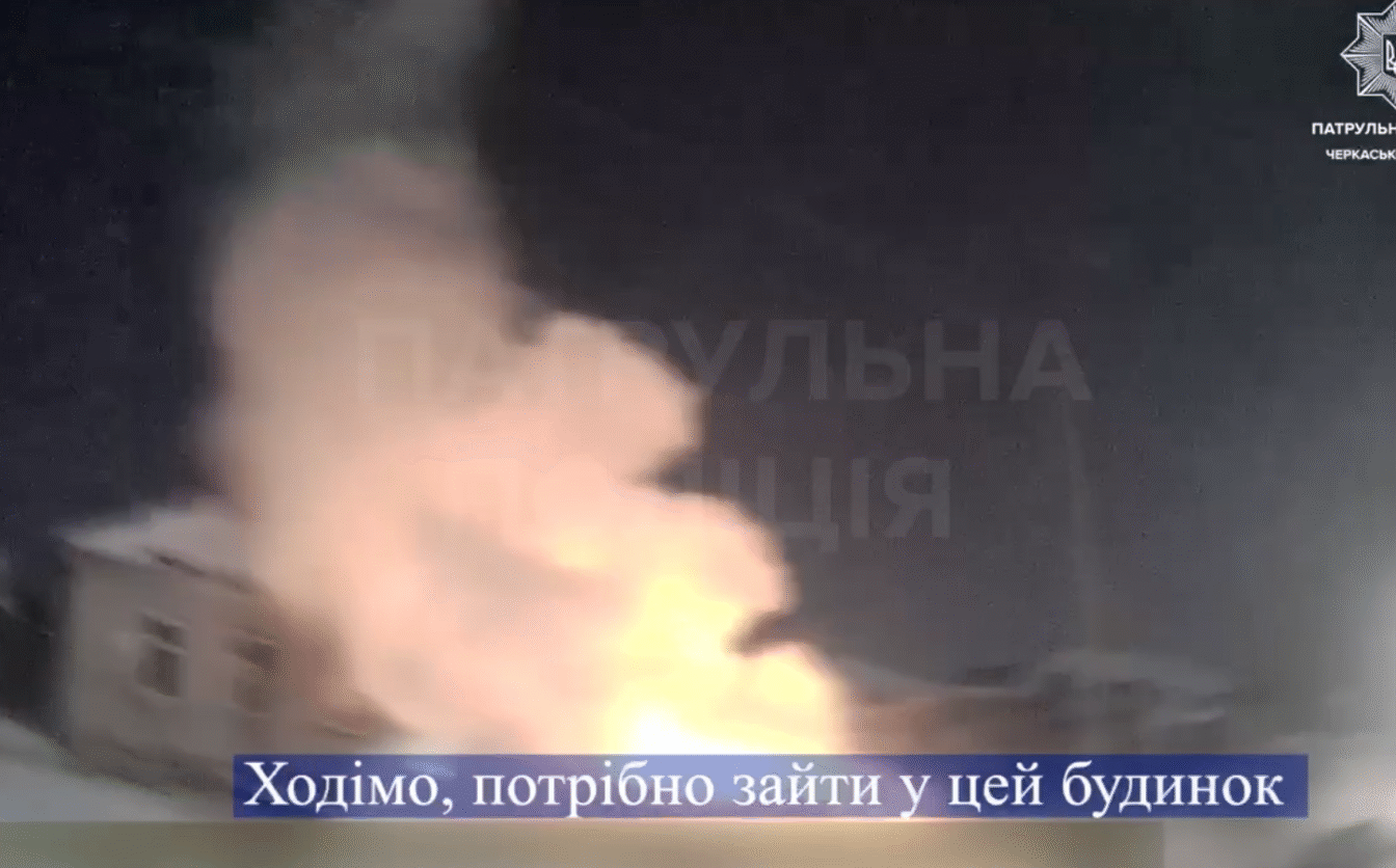 Перші хвилини після ворожої атаки: патрульні показали кадри з бодікамер (ВІДЕО)