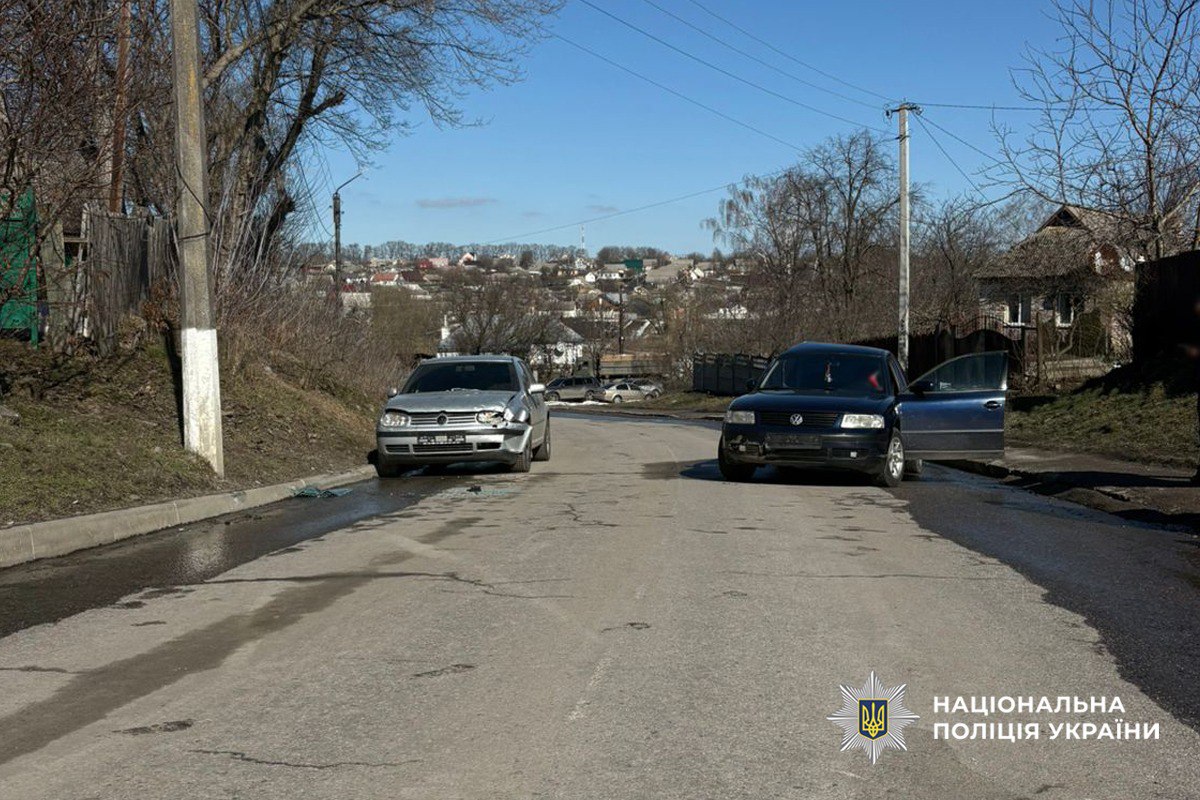 Постраждала пасажирка: в Жашкові сталася ДТП (ФОТО)