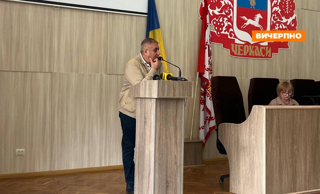 У Черкасах міськрада доручила вирішити проблему з ліфтами