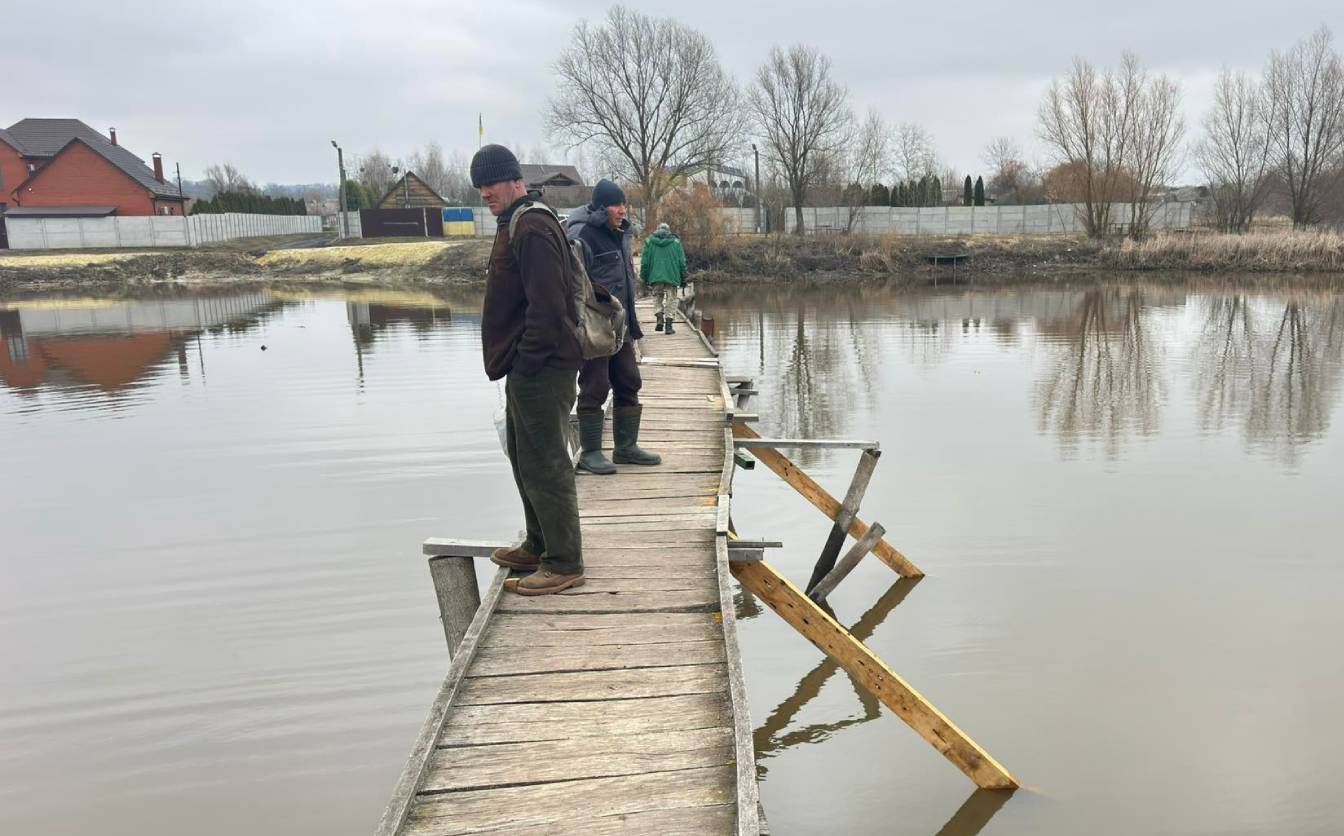 Між берегами Тясмину відновили сполучення