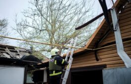 Трьох людей госпіталізували: Смілянська громада постраждала від атаки рф (ФОТО)