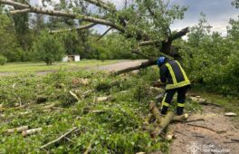 П’ять разів рятувальники ліквідували наслідки негоди на Черкащині