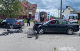 4-річна дівчинка й жінка постраждали під час ДТП в Умані (ФОТО)