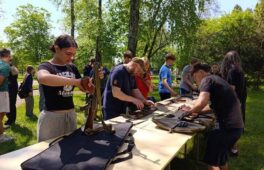 Учні з Черкас готують до Всеукраїнської дитячо-юнацької військово-патріотичної гри «Сокіл» («Джура»)