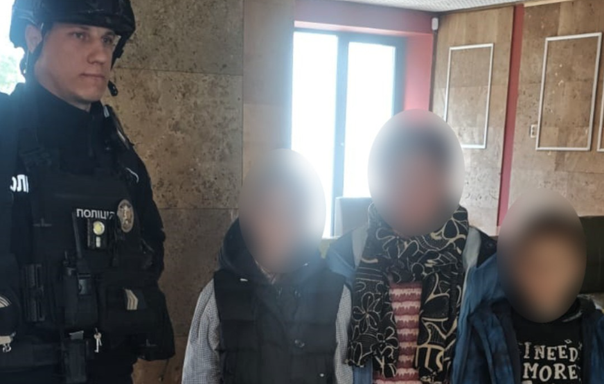 Відстав від бабусі та сестрички: в Черкасах розшукали 8-річного хлопчика