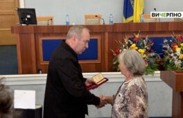 Посмертними нагородами відзначили захисників України в Черкасах (ФОТО)