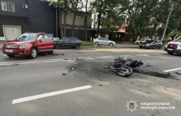 Мотоцикліст отримав тяжкі травми: в Черкасах сталася ДТП (ФОТО)