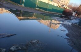 Понад 60 років відсутнє дорожнє покриття: жителі Черкас просять покласти асфальт на двох провулках (ПЕТИЦІЯ)