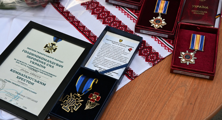 Захисників із Монастирищенської громади відзначили посмертними нагородами