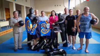 Вихованці черкаської КДЮСШ отримали спортивний інвентар