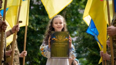 У Черкасах вшанували пам’ять творців Конституції України