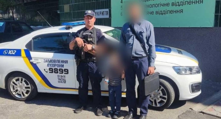 У Звенигородці допомогли хлопчику, який загубився під час релігійного зібрання