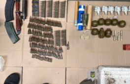 Виявили понад 300 набоїв: черкащанина підозрюють у зберіганні зброї