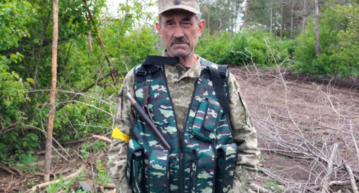 «Можу — значить служу»: історія 64-річного черкащанина, який не залишає фронт