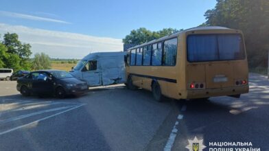 Три транспортні засоби зіштовхнулися на Черкащині: які наслідки?
