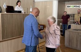 Матері трьох загиблих воїнів Черкас отримали посмертні нагороди (ФОТО)