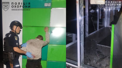 Розтрощив двері: у Черкасах на чоловіка склали протокол за хуліганство